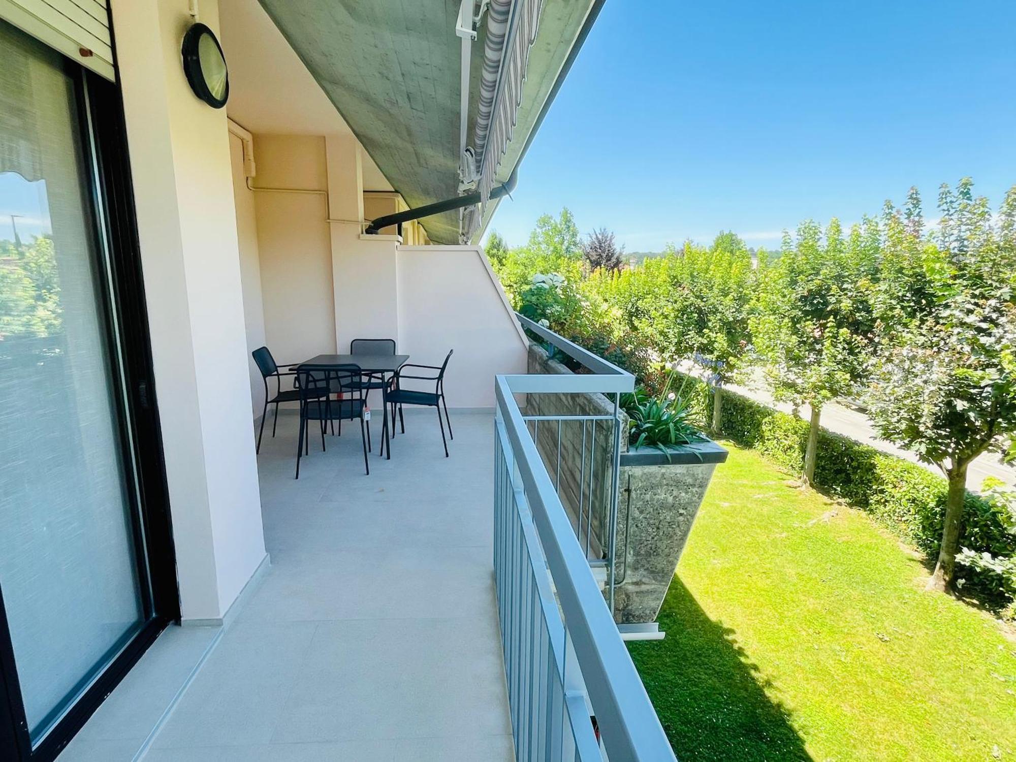 Kristall Lago Residence Desenzano del Garda Dış mekan fotoğraf