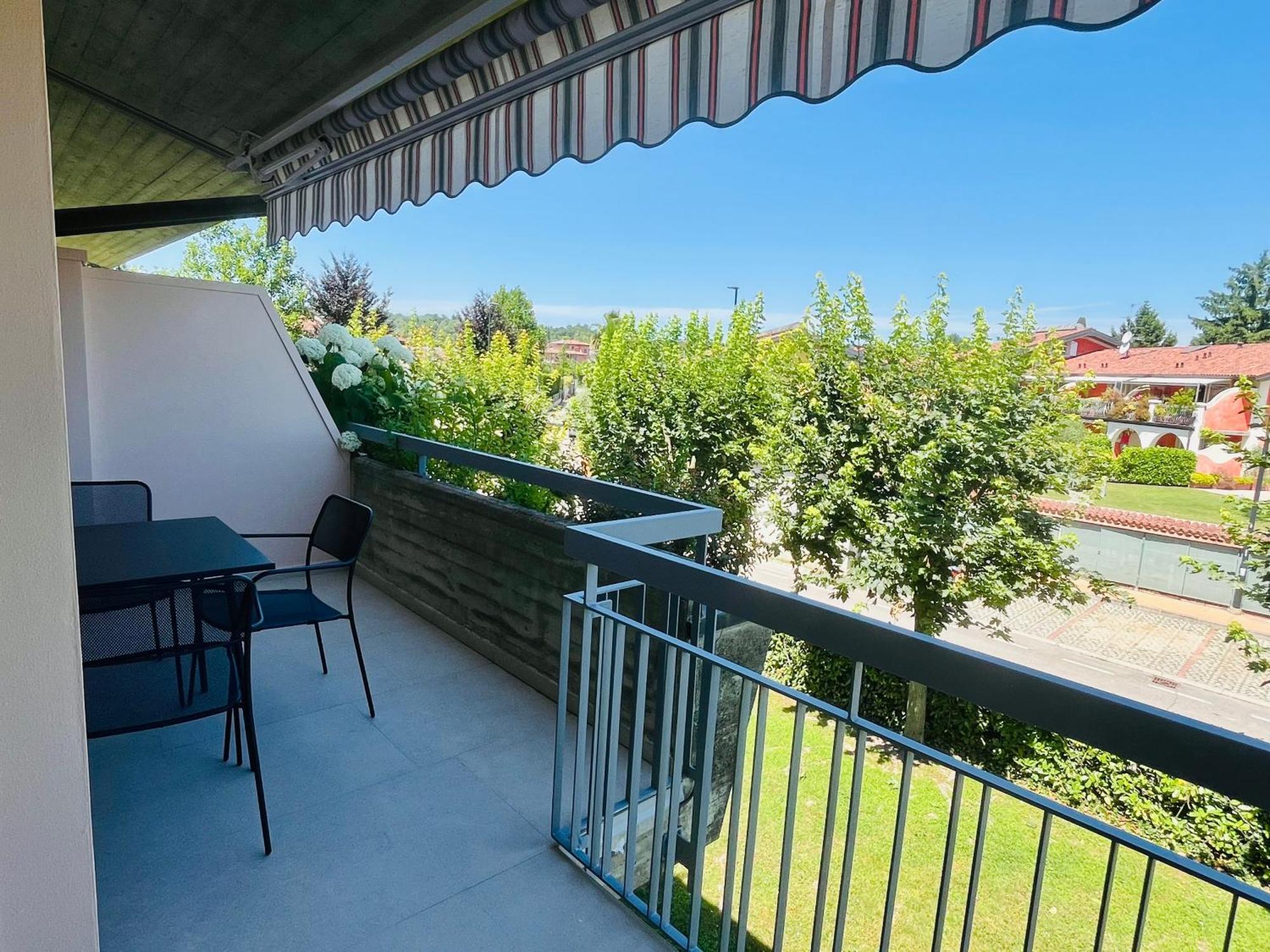 Kristall Lago Residence Desenzano del Garda Dış mekan fotoğraf